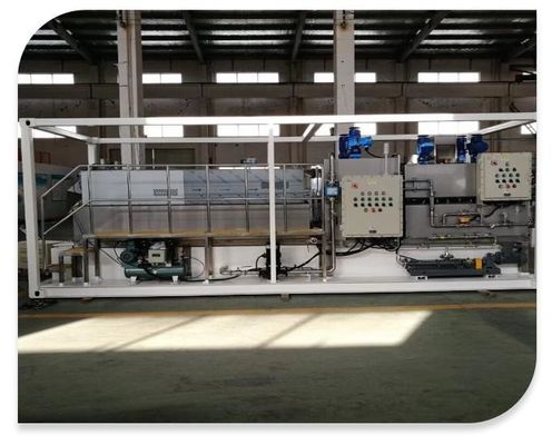 Déshydratation des boues Les eaux usées Presses à vis 0,8-12 m3/h Machine de déshydratation des boues à vis